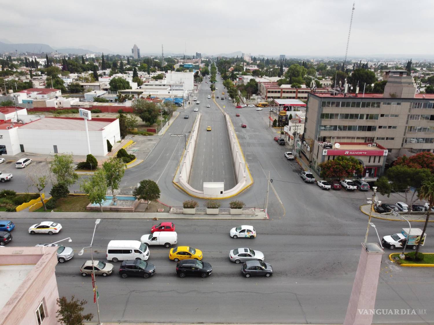 $!Vista aérea de sur a norte del desnivel en bulevar Francisco Coss.