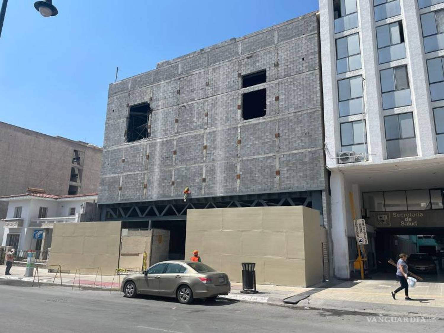 $!De acuerdo a registros gráficos que se pueden apreciar en Google Maps, la construcción del inmueble comenzó desde 2015 con altas vigas metálicas y estuvo en obra gris hasta este 2023.