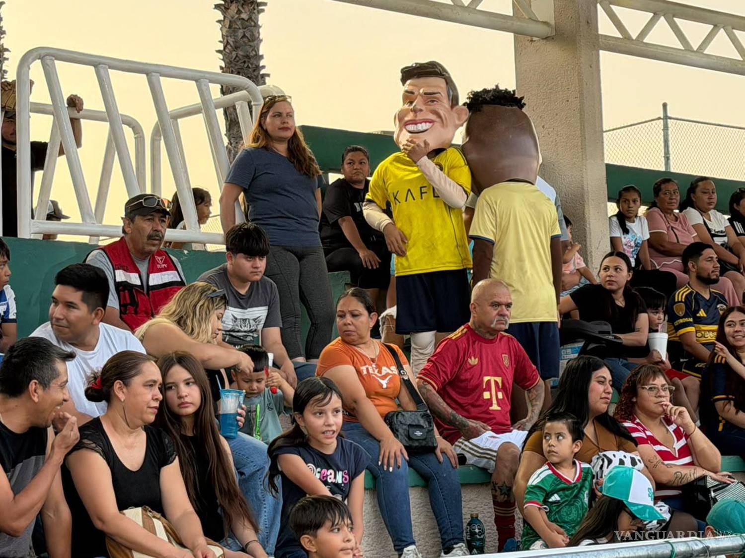 $!Diez equipos fueron anunciados para competir en el campeonato de futbol siete.