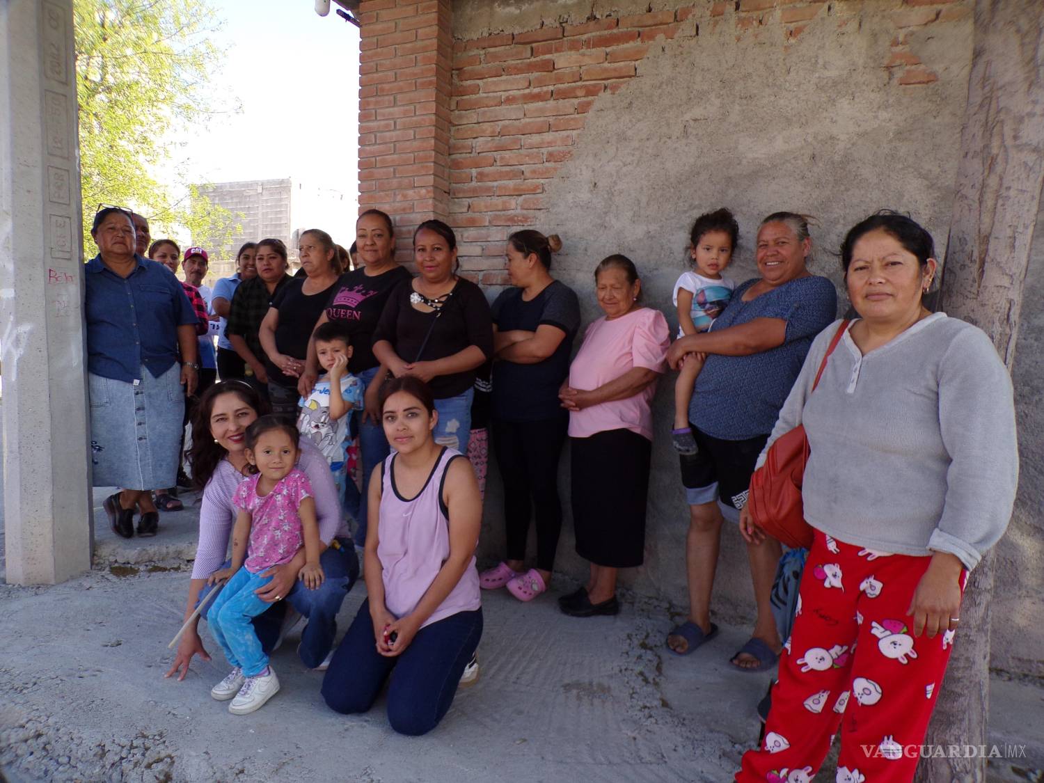 $!Madres de familia temen que la falta de higiene provoque brotes de enfermedades ante el incremento de las temperaturas.