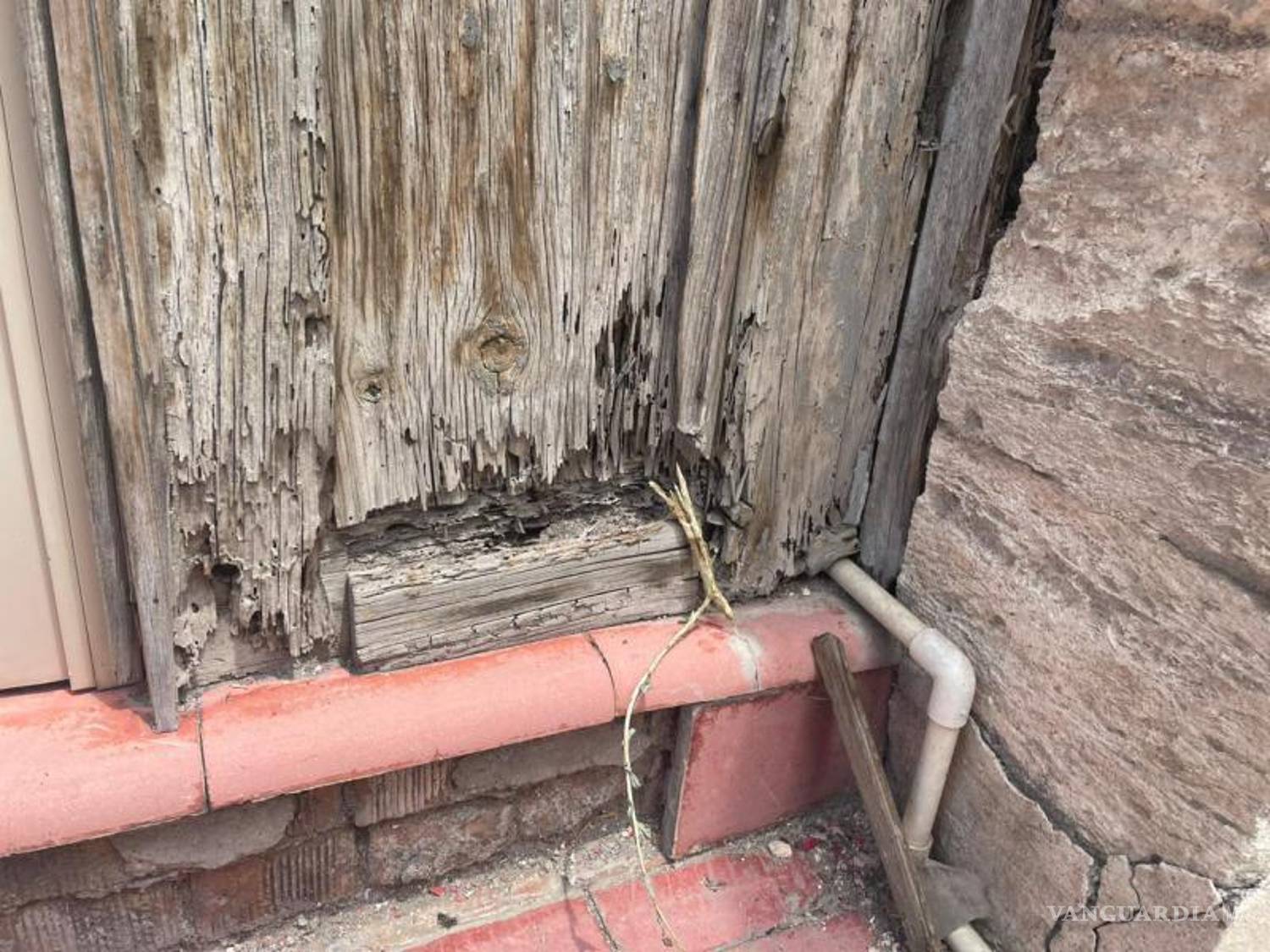 $!La casa de Rubén Herrera, un importante vestigio del siglo XIX, requiere urgentemente acciones de conservación para preservar su valor histórico y cultural.