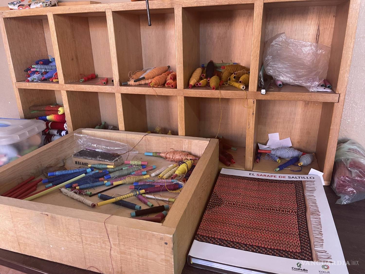 $!Se busca que las nuevas generaciones se acerquen a los maestros obrajeros para continuar haciendo este arte.