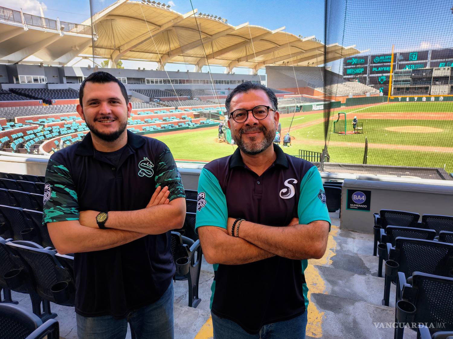 $!A través de En el Dugout de los Saraperos, Carlos Flores y Víctor Vizcarra impulsaron una nueva forma de contar la vida del club, con contenido oficial, cercano y pensado para la afición de Saltillo.