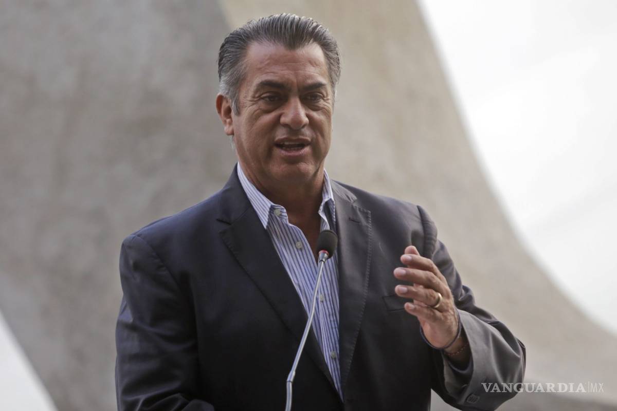"El Bronco" ofrece ayuda al INE para depurar firmas