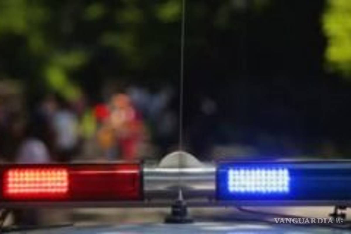 Huye de accidente, vial, causa otro y atropella a dos personas