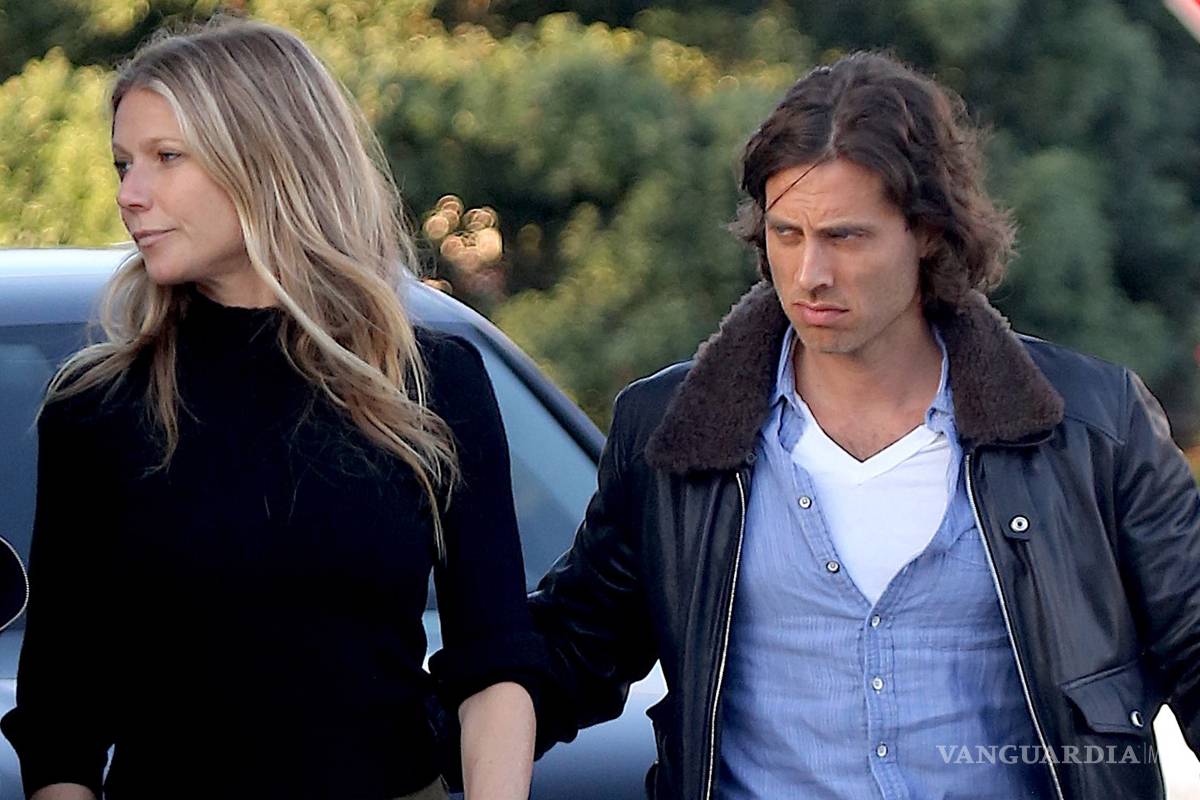 Gwyneth Paltrow se compromete con el productor Brad Falchuk