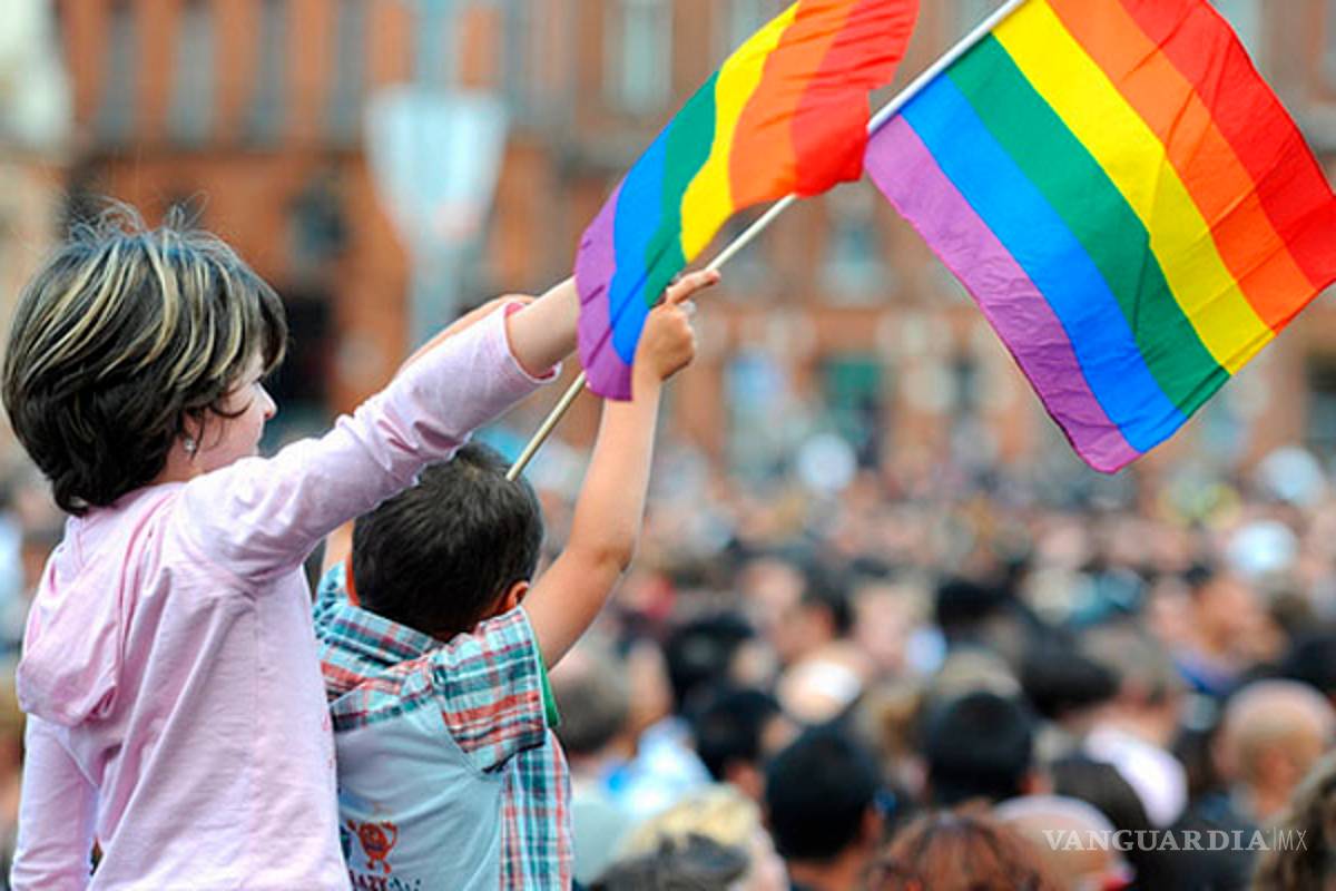 Salud publica protocolo de derechos LGBTTTI; privilegia a niños trans