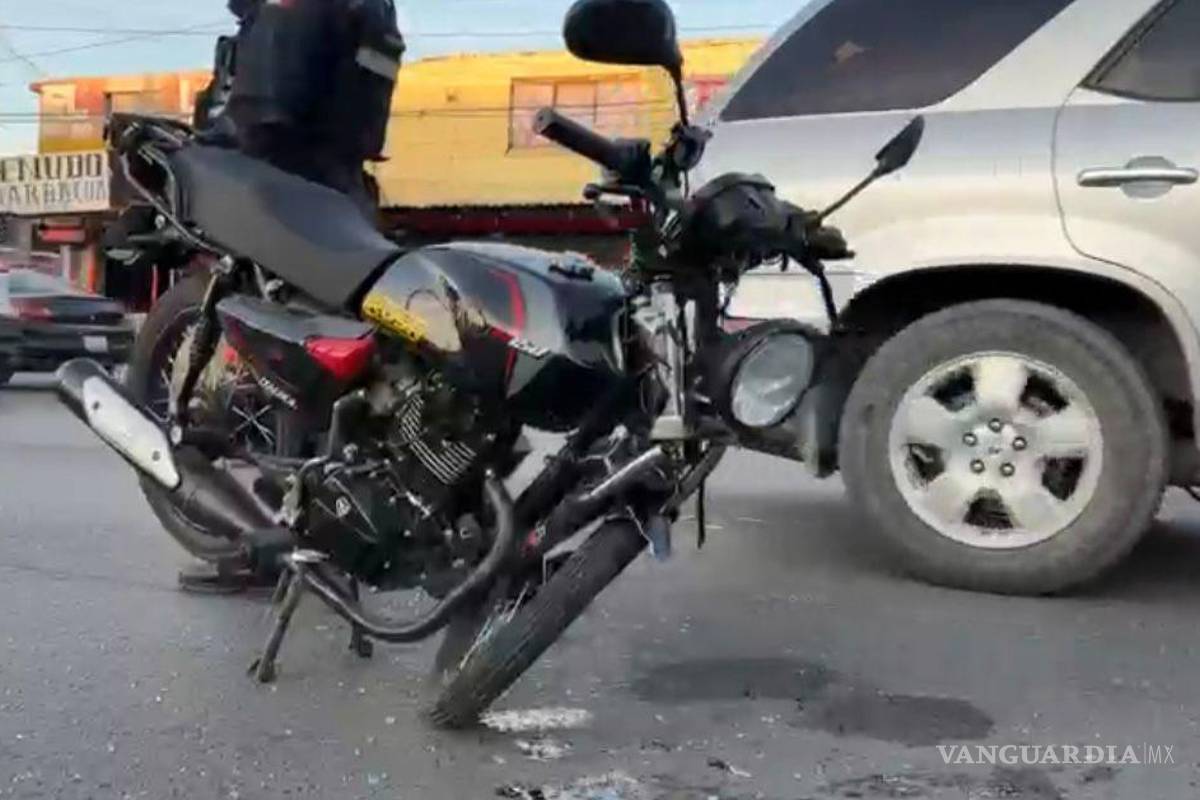 $!Personal de Tránsito Municipal tomó conocimiento del accidente y elaboró el parte informativo.