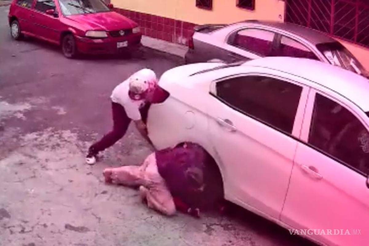 Auto pasa encima de niño de 3 años; resulta con lesiones no graves (video sensible)