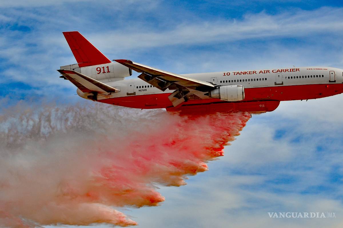 Arriban pilotos de aeronave DC10 para analizar descargas en incendio de Pinalosa