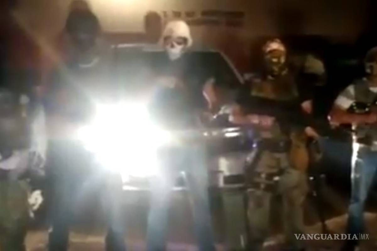 “Artistas Asesinos”, banda criminal de Juárez, muestra su arsenal y anuncia que está en guerra (VIDEO)