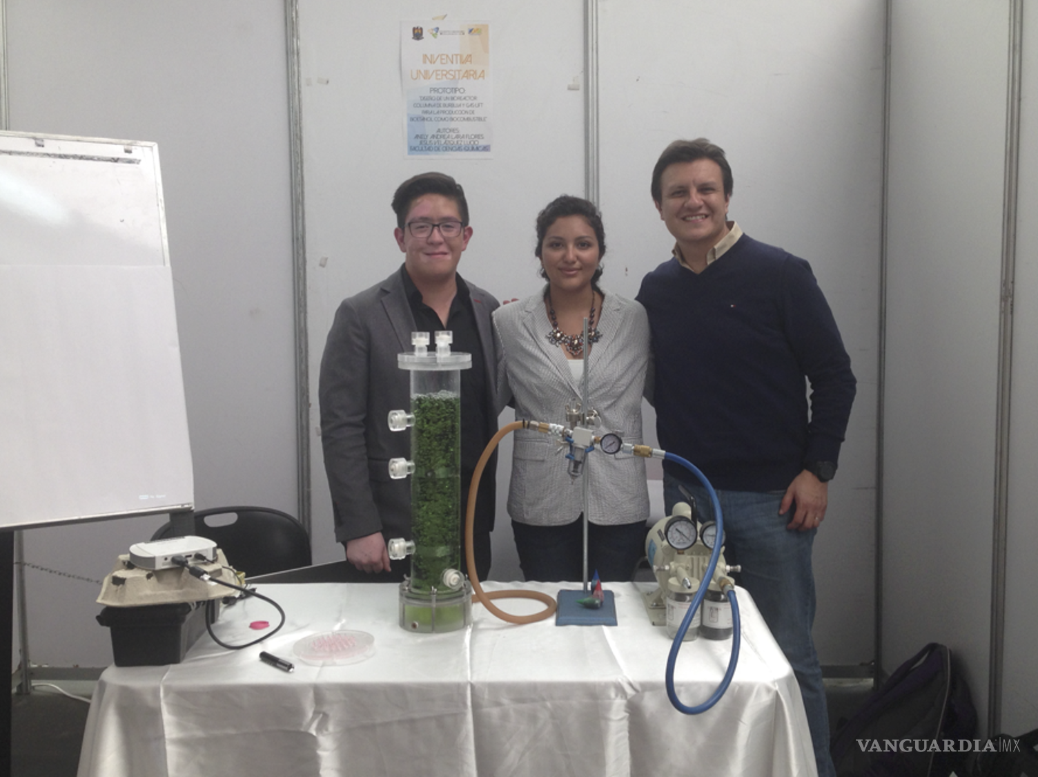 $!Inventan aparato que convierte desechos en combustible