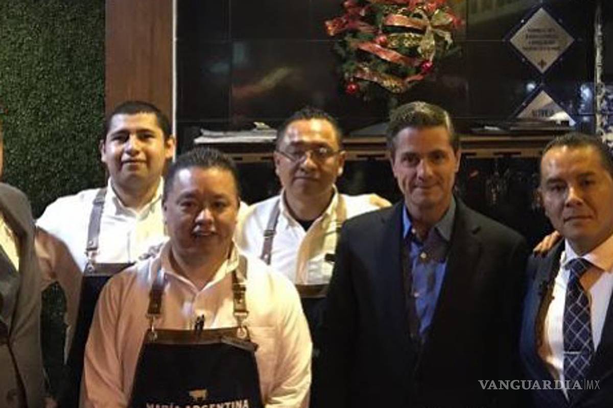 Peña Nieto reaparece en restaurante argentino en Metepec