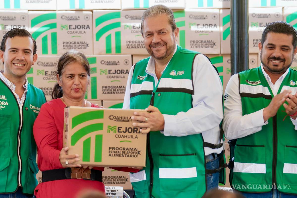 $!Familias de Ramos Arizpe se beneficiaron con el programa Enchúlame la Casa, que embellece hogares en varias colonias.