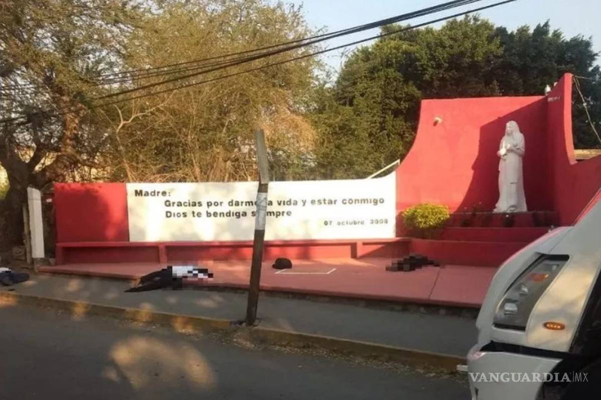 Atacan camión de Cefereso y matan a cuatro custodios en Morelos