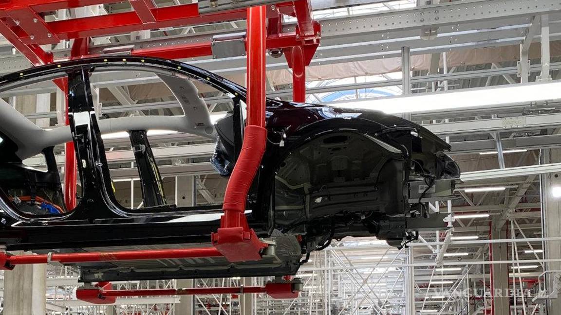 Tesla sí está interesada en México, confirma Ebrard, ¿pero en qué parte invertirá?