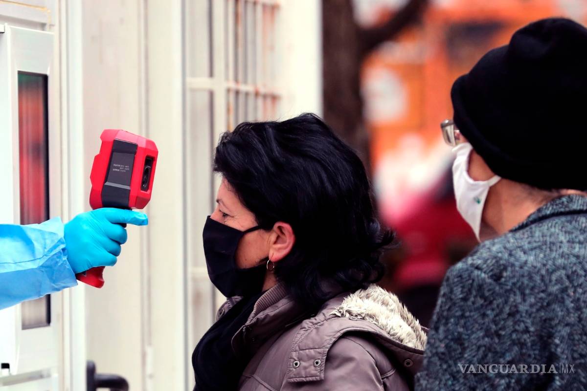 Teme Europa tercera ola de coronavirus por Navidad