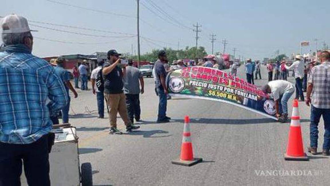 Arranca movilización de agricultores, bloquean carretera Victoria-Matamoros