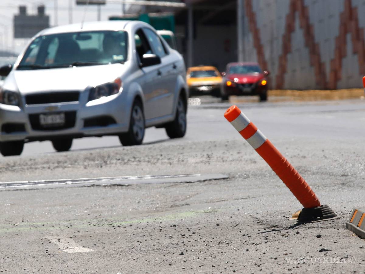 $!En cuatro meses automovilistas saltillenses destruyen tramo de ciclovía rehabilitada