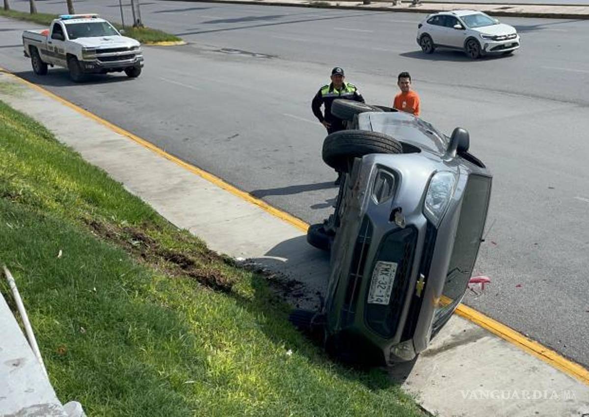 $!La falta de contacto entre los vehículos complica la determinación de responsabilidades.