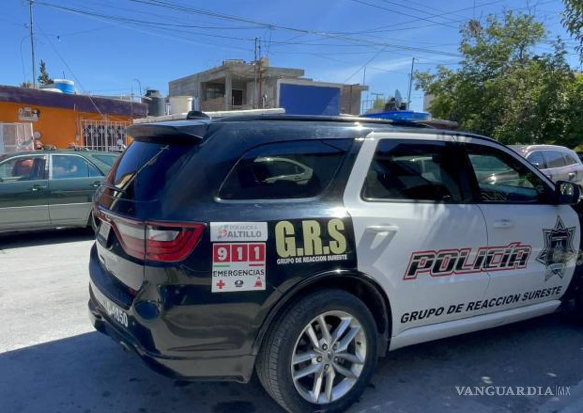 $!Una vecina alertó a las autoridades tras ver a la mujer por la ventana.