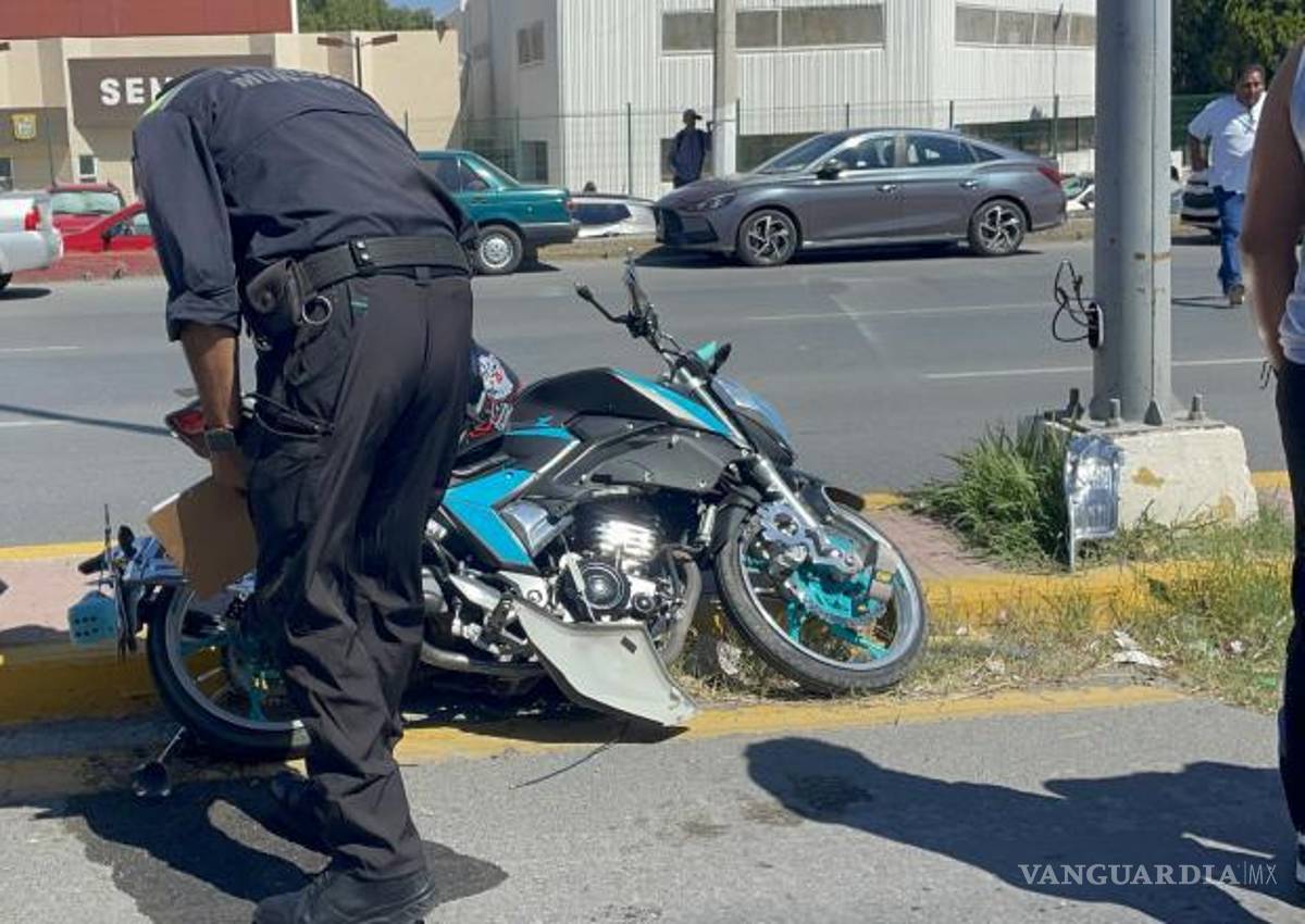 $!La motocicleta Italika quedó bajo resguardo de las autoridades.