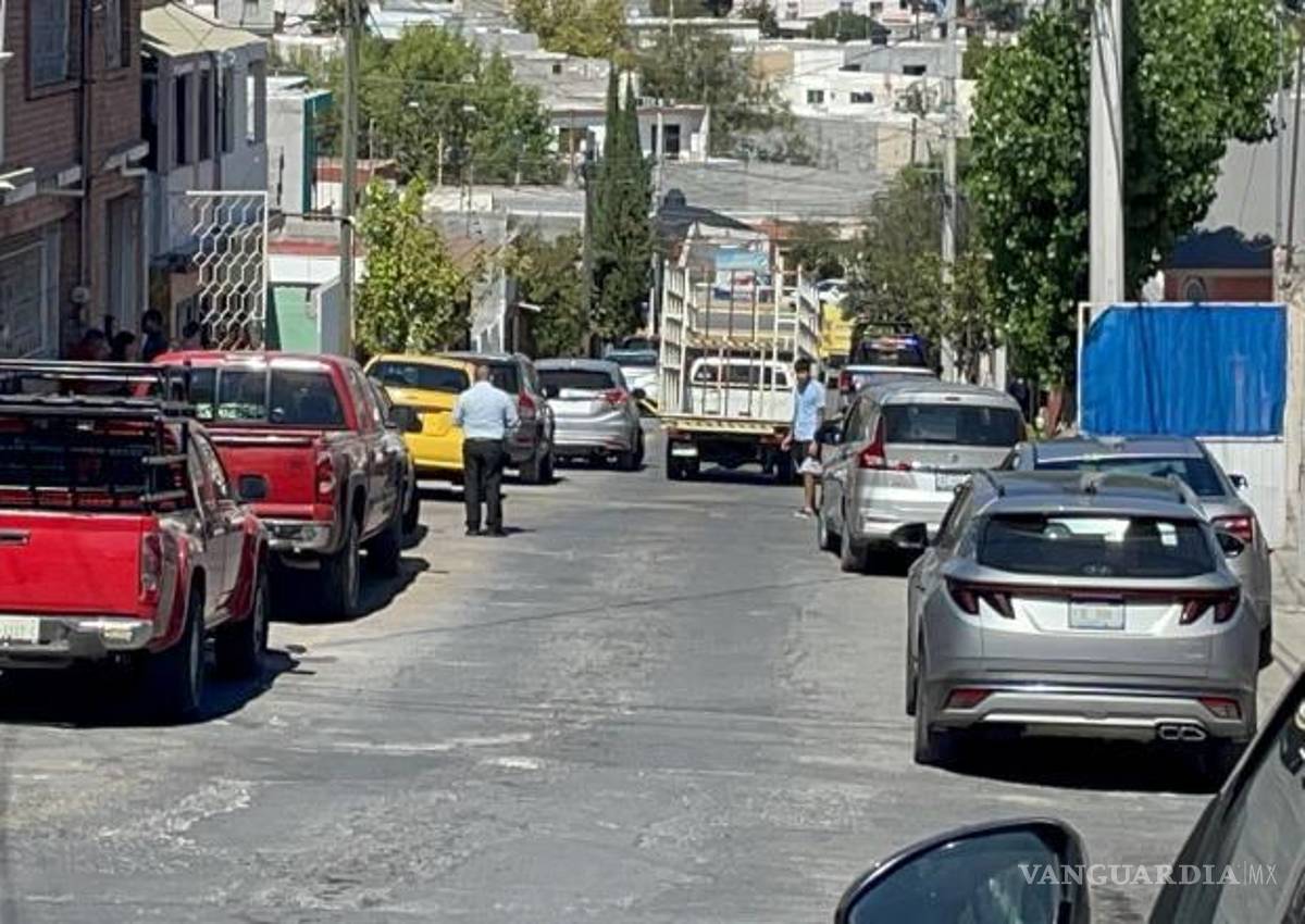 $!Elementos de la Agencia de Investigación Criminal recabaron información y evidencias en la escena.