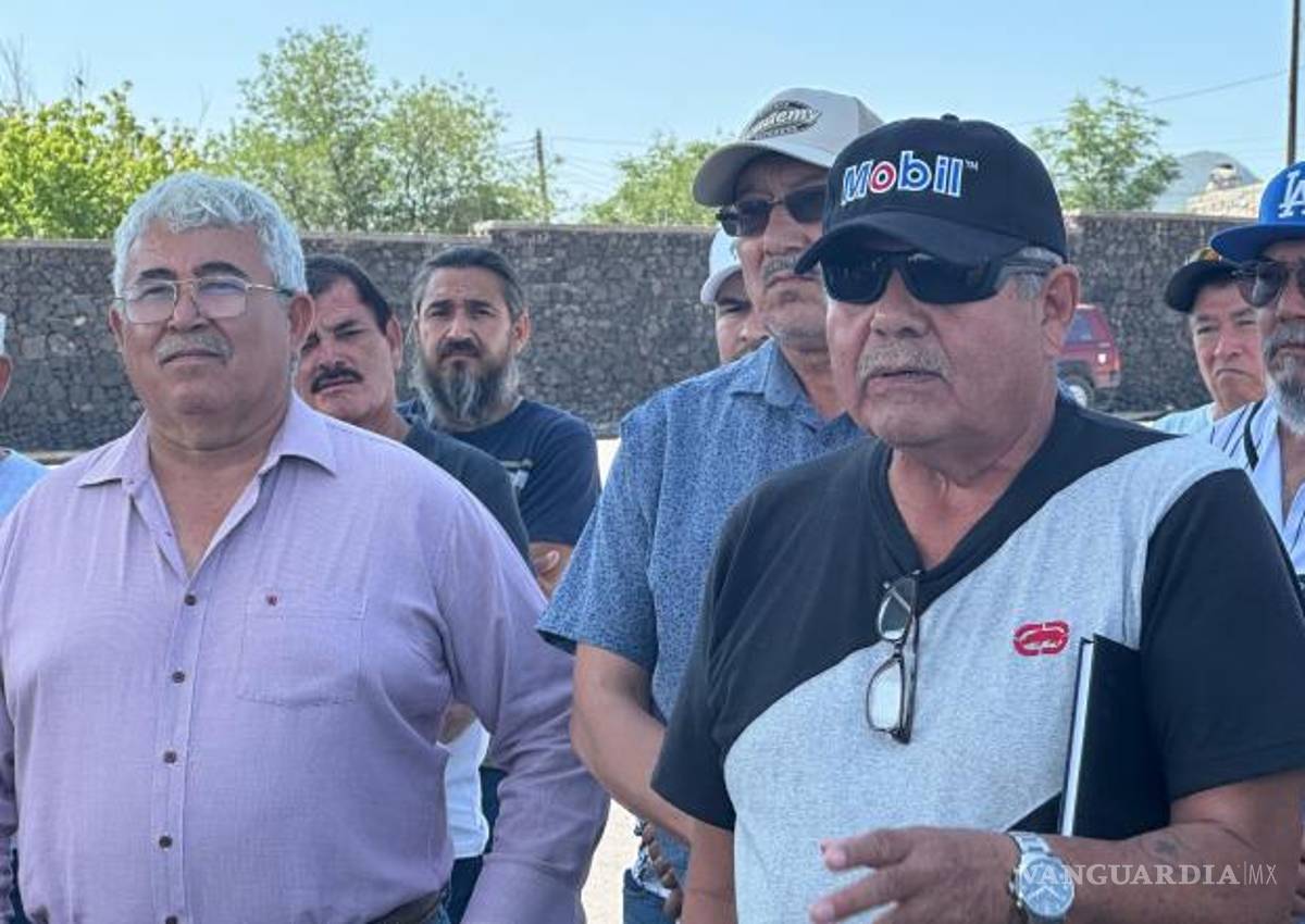 $!Los extrabajadores anunciaron vigilancia permanente en las entradas clave de AHMSA y afirmaron que defenderán los bienes de la empresa con todos sus recursos.