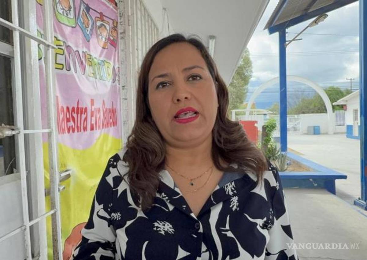 $!La maestra Eva Saucedo destaca el esfuerzo y dedicación de Valeria para alcanzar el triunfo.