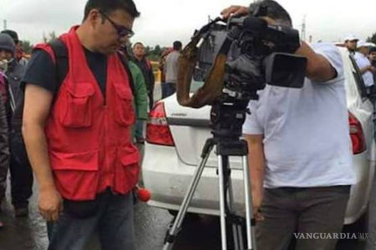 Dos periodistas de Azteca Noticias son retenidos en Nochixtlán; sus captores exigen 15 minutos al aire