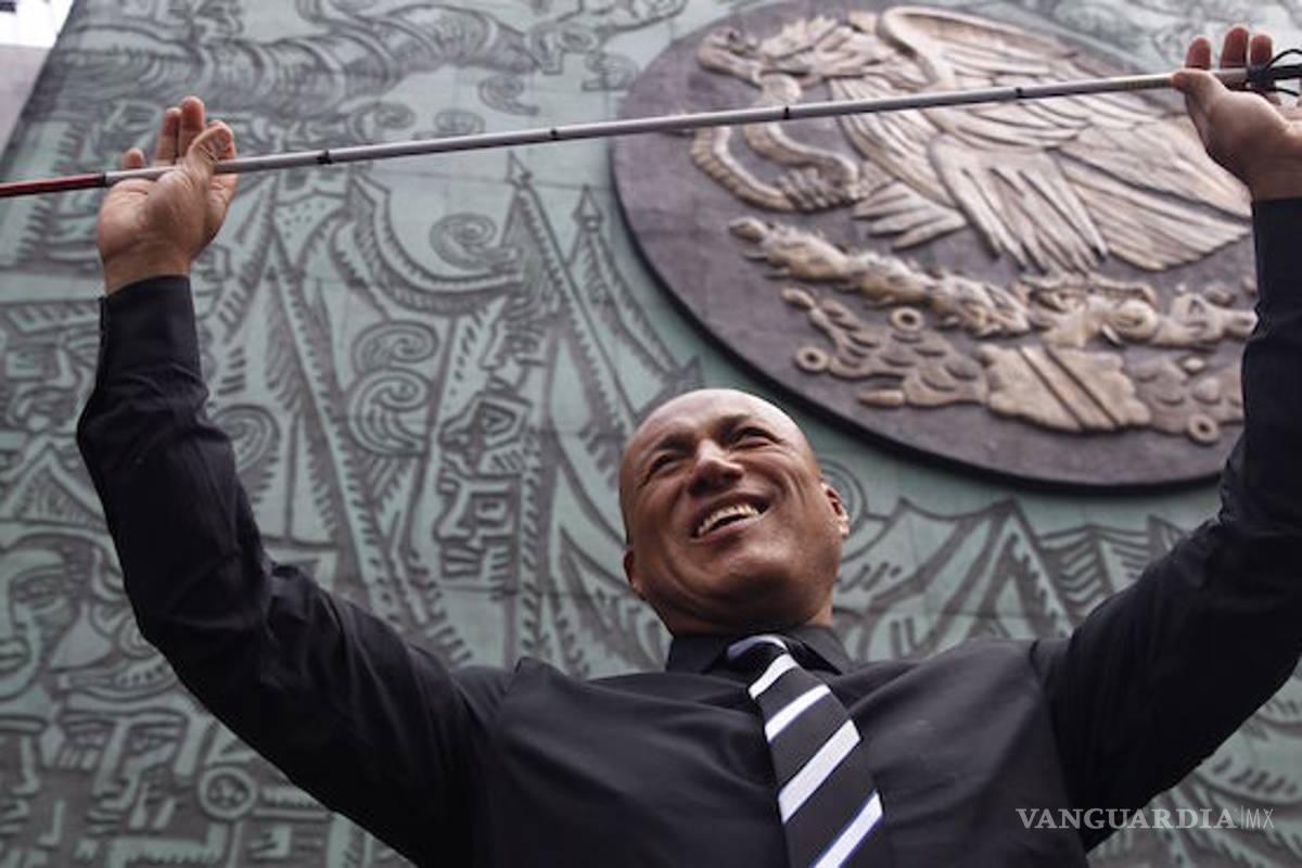 $!Hugo Ruiz es el primer Diputado federal de México con discapacidad visual