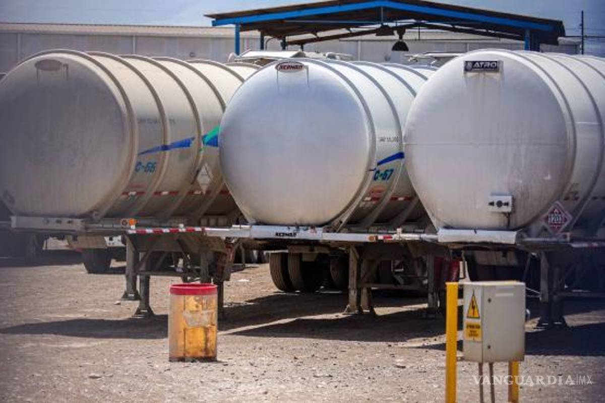 Estiman en 600 mil mdp daños al erario público por huachicol fiscal