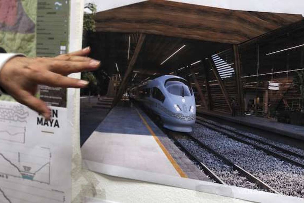 Ejército construirá dos 'tramos grandes' del Tren Maya: AMLO