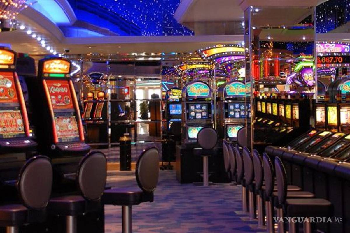 Diputado de Morena propone que Gobernación regule casinos