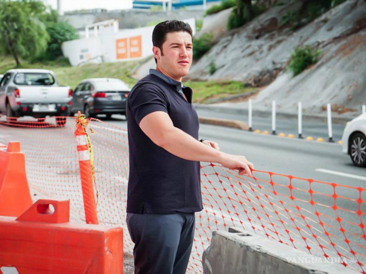 $!El gobernador de Nuevo León estuvo acompañado en la supervisión de las obras antes de su apertura por el director de la REA