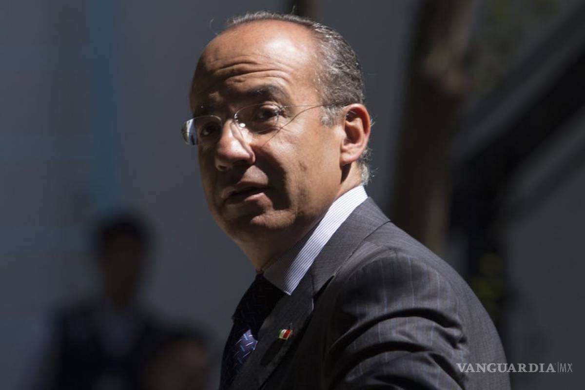 Felipe Calderón se une a las protestas por el cambio de Morelia a Mazatlán
