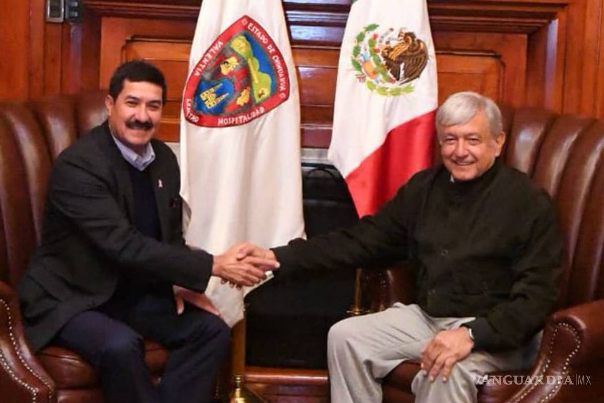 AMLO se compromete con Corral a pedir extradición de César Duarte