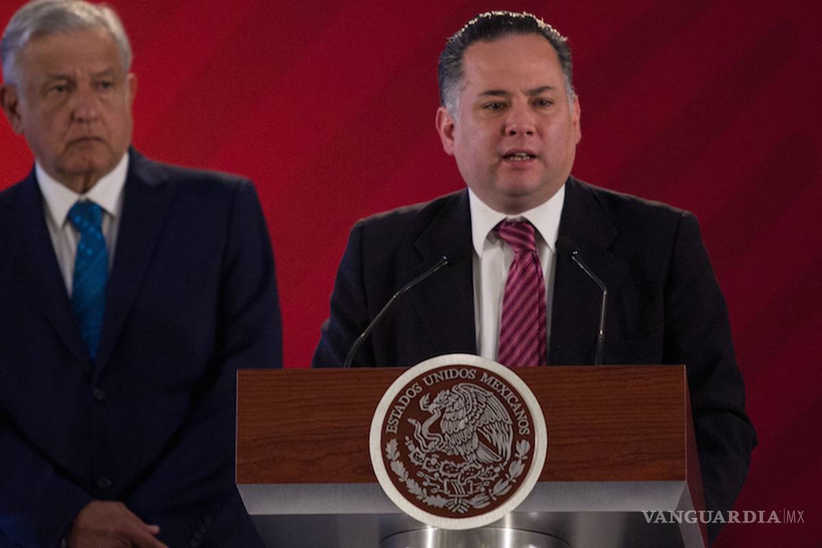 EPN hizo un gobierno de cuates y de corruptos, narra Santiago Nieto en su nuevo libro