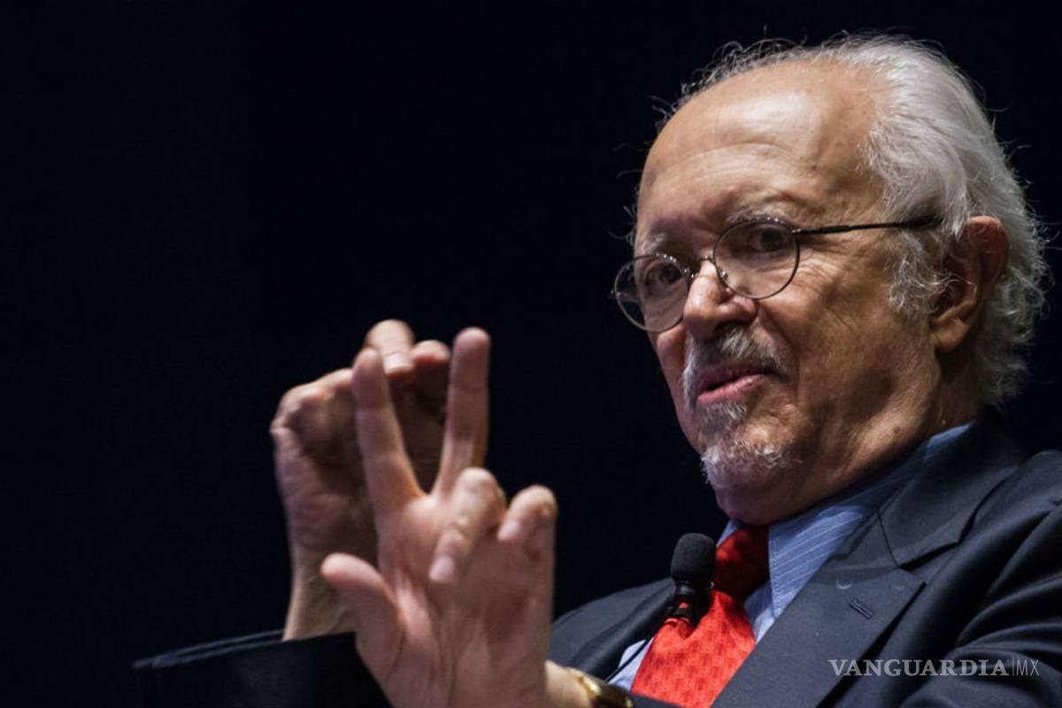 $!Hay que usar cubrebocas: Nobel de Química mexicano; sugiere a AMLO utilizarlo en giras