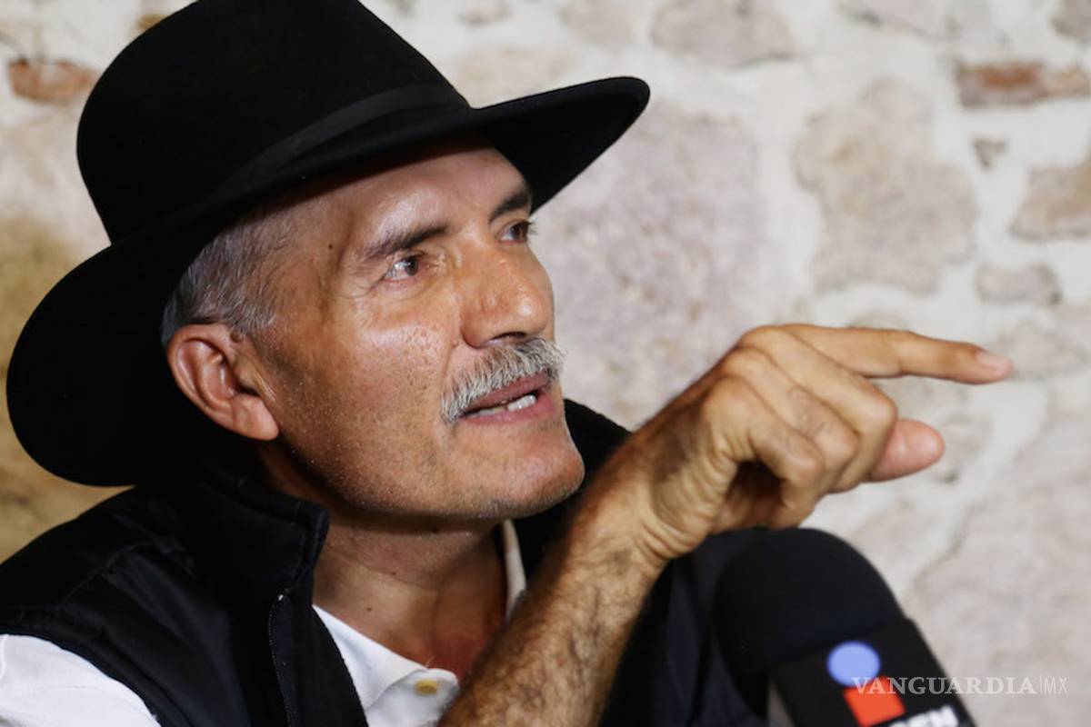 Mireles se disculpa nuevamente por llamar ‘pirujas y nalguitas’ a mujeres; SFP lo investigará