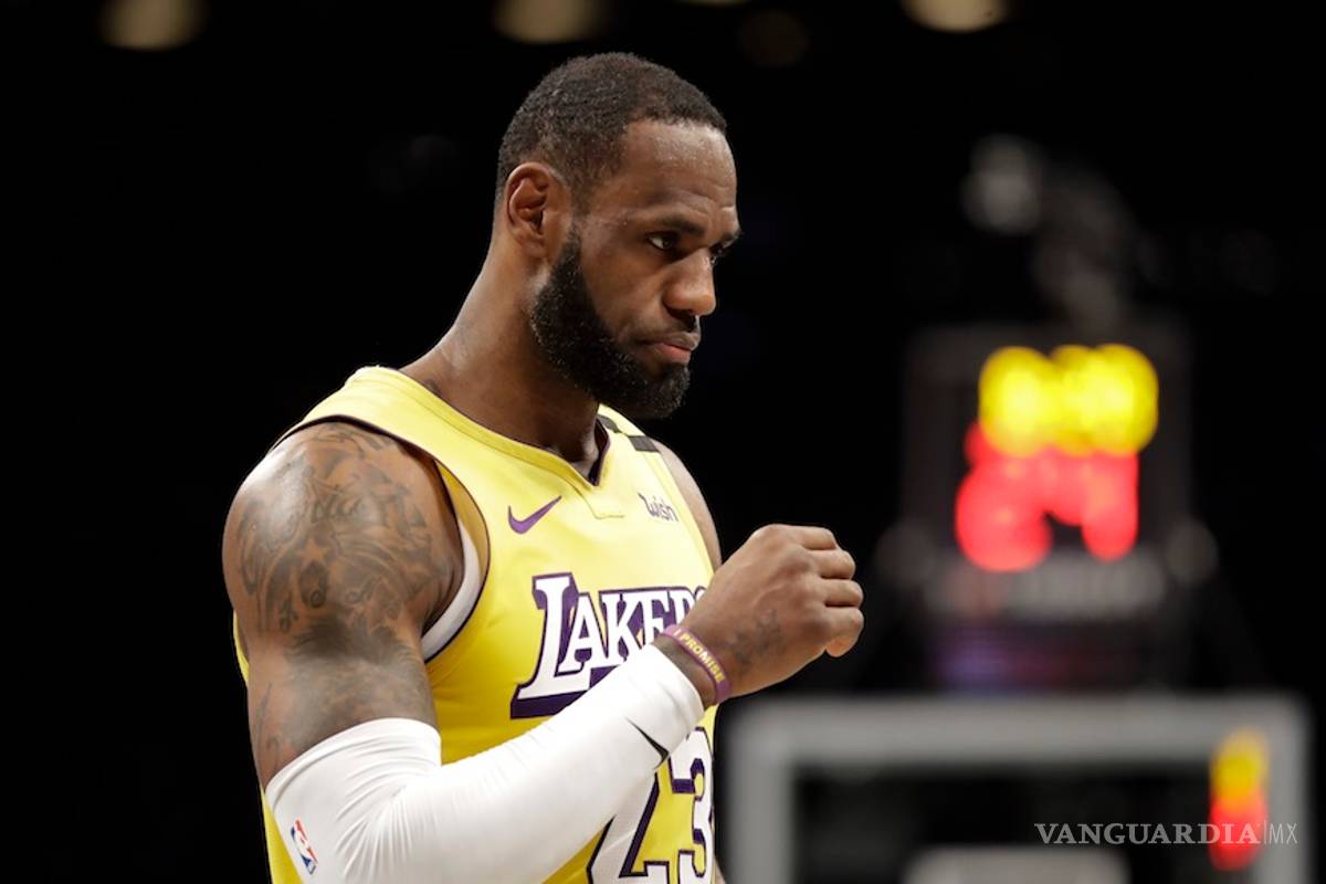 LeBron pidió ‘prestado’ a Mahomes tras jugoso contrato