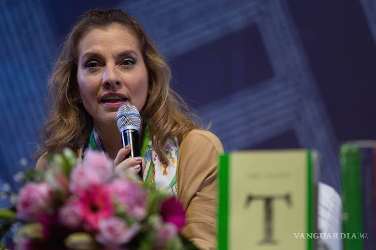 Beatriz Müller responde a 'tuit' de conocido diario sobre AMLO