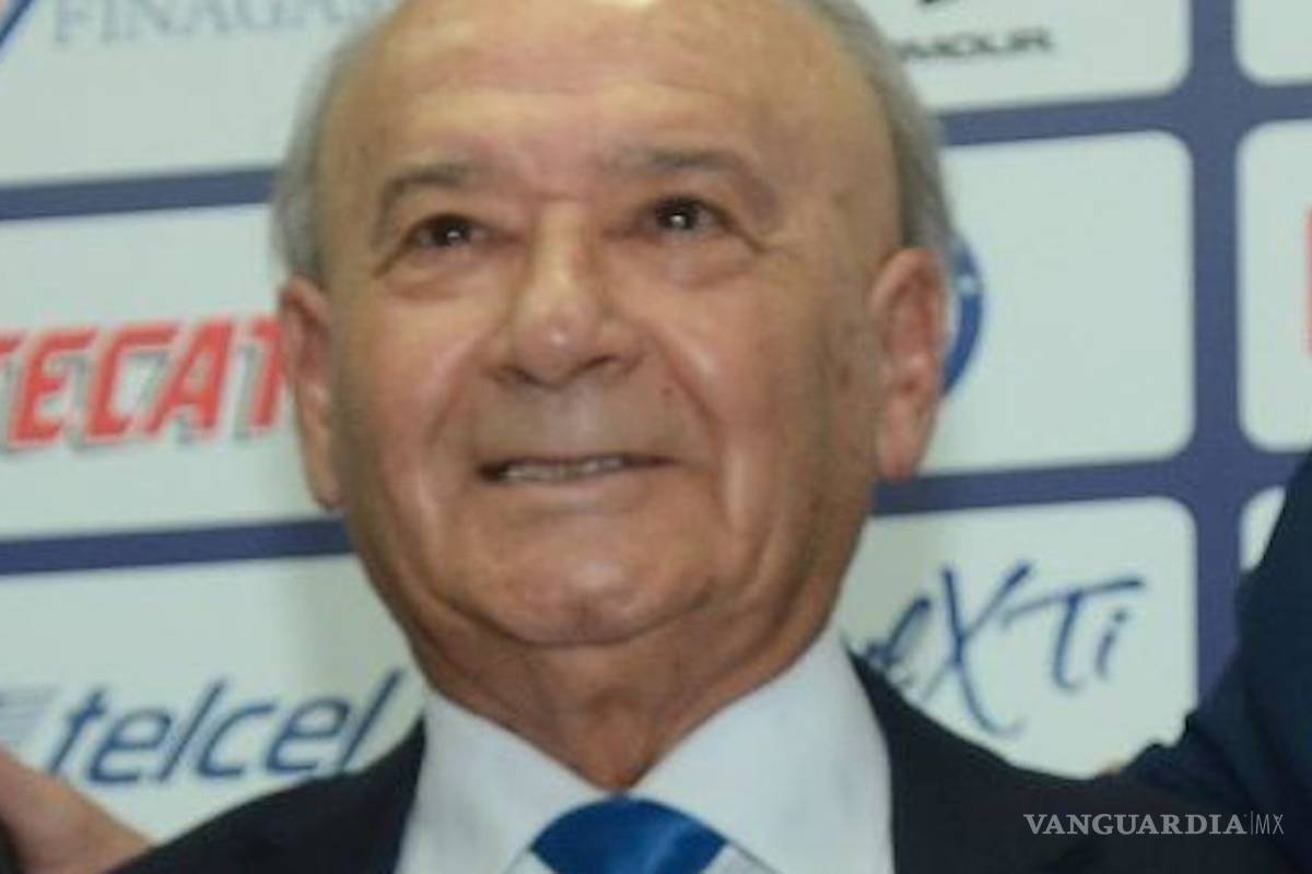 Billy Álvarez seguirá siendo presidente de Cruz Azul