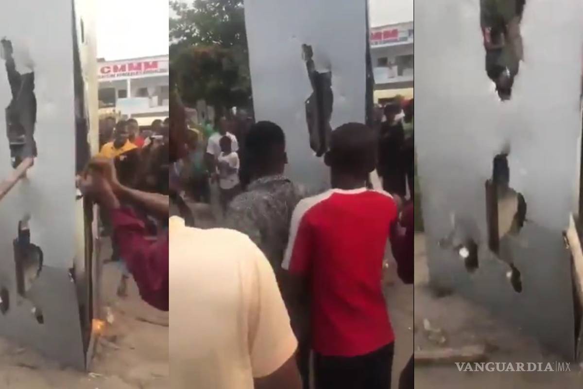 Aparece nuevo monolito en el Congo, pero habitantes lo queman y destruyen