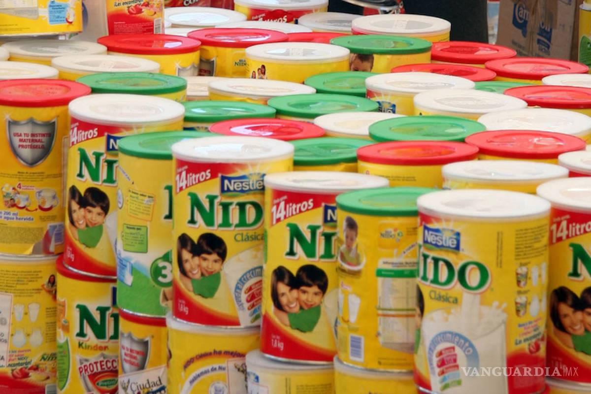 Estudio acusa a Nestlé por comparar sus productos con la leche materna sin base científica en EU