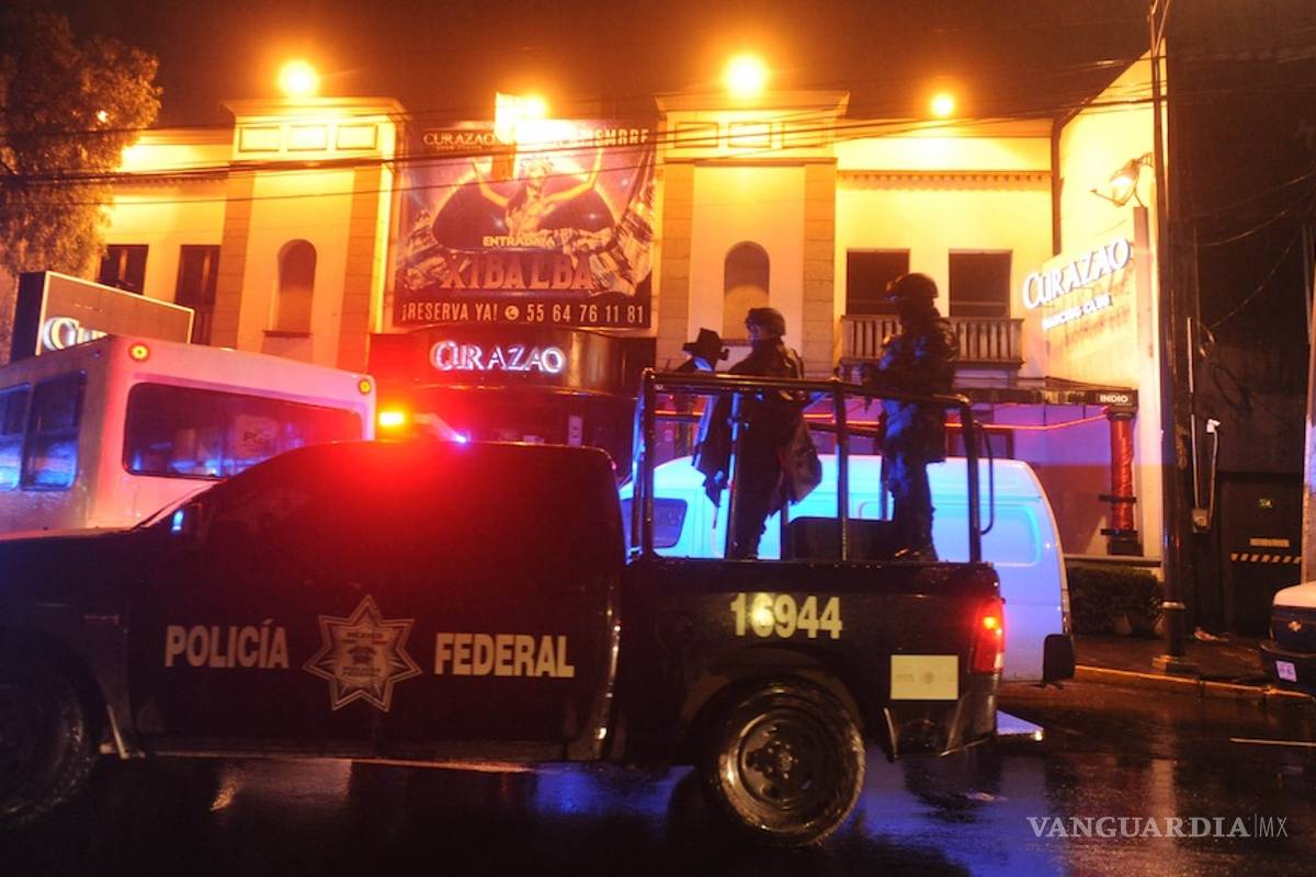 Rescatan a 19 mujeres de centro nocturno &quot;Curazao&quot;; hay 28 detenidos