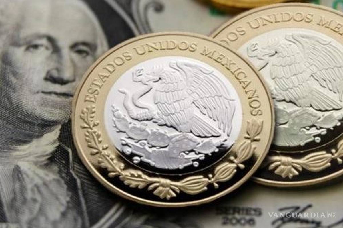 Dólar sube a 20.61 pesos; bonos del NAIM y confianza del consumidor influyen