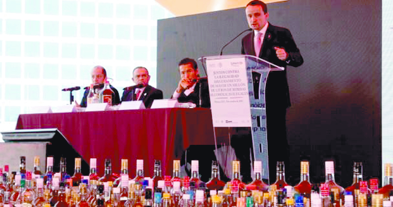 Cofepris asegura un millón de bebidas adulteradas en el DF