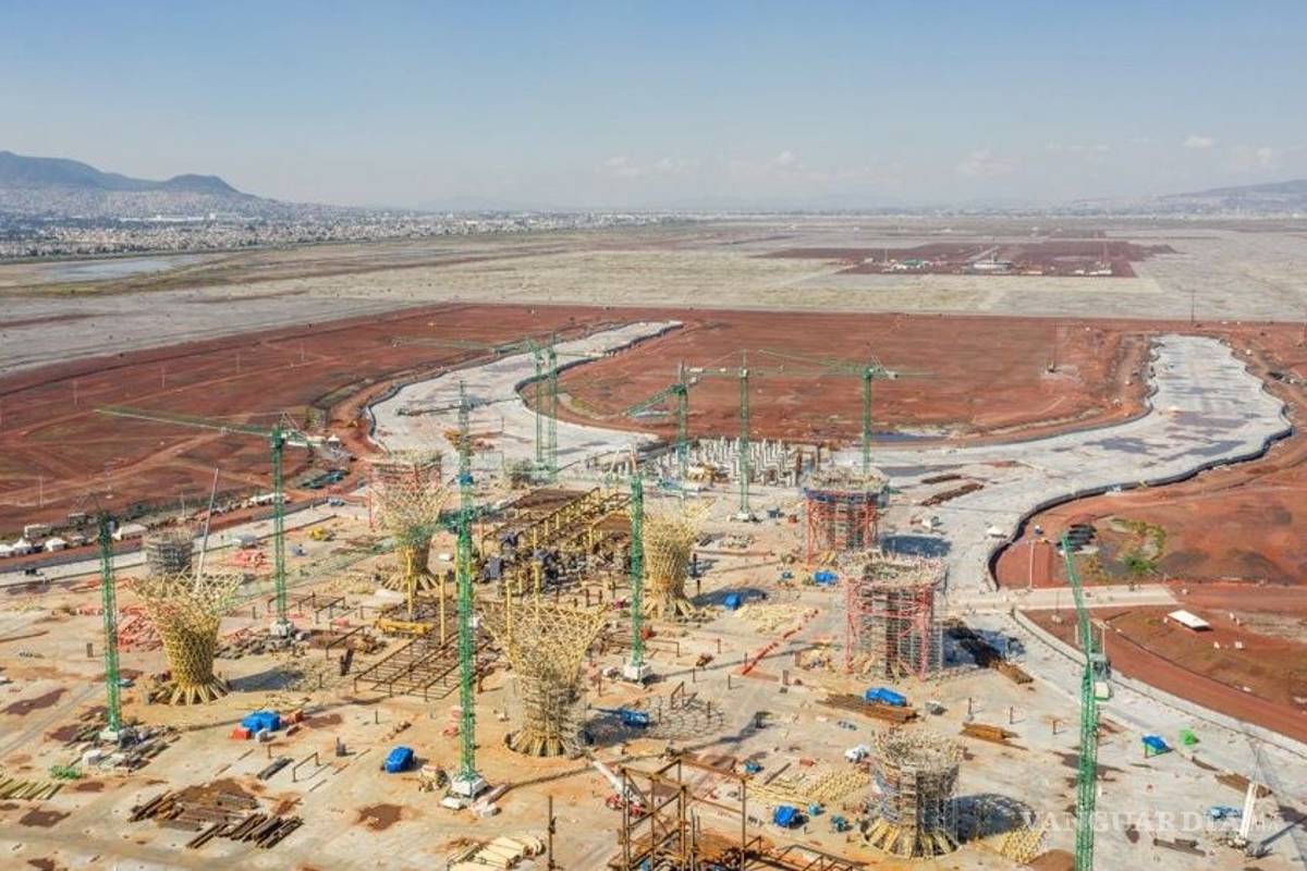 AMLO afirma tener las pruebas documentales de corrupción del NAIM