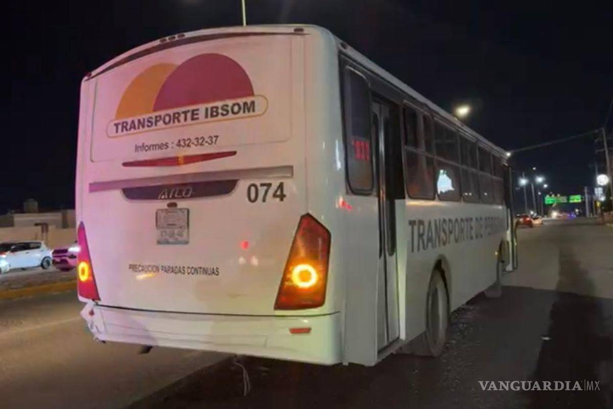 $!La vialidad quedó parcialmente cerrada mientras retiraban las unidades involucradas.